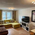 Modern 2-Bed, City Apartment